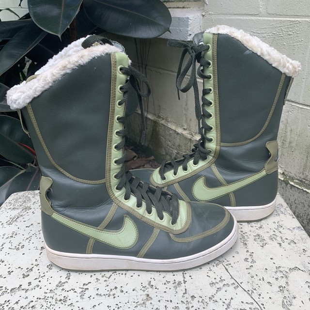 tall nike boots