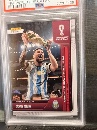 2022 Panini Instant #118 Lionel Messi FIFA World Cup Qatar - Imagen 4 de 12