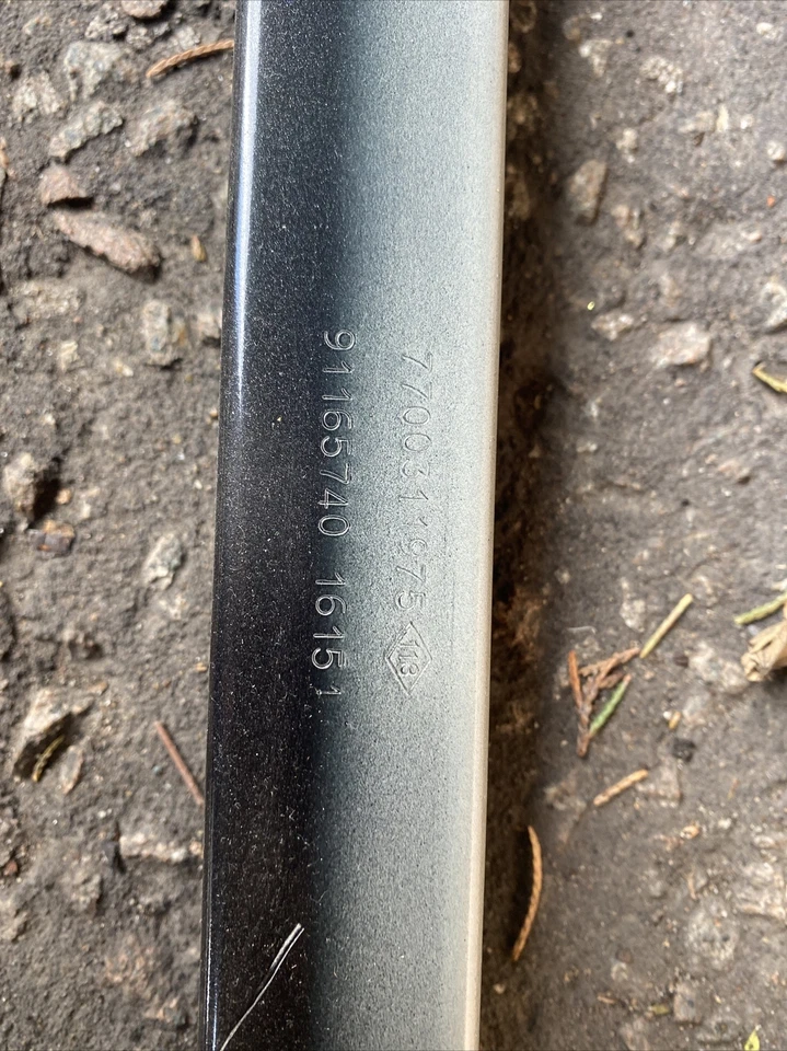 VAUXHALL VIVARO TRAFIC PRIMASTAR 2014-2016 SIDE DOOR TOP RAIL (PASSENGER SIDE) - Image 2 of 3