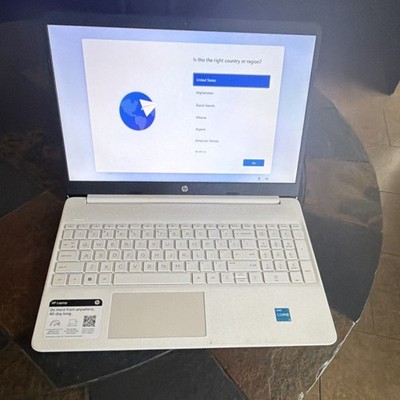 HP White Laptop Intel Core i3 HDMI USB Numeric Keypad Integrated Graphics