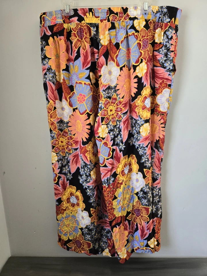 Nuevo con etiquetas Pantalones Capri Rachel Roy Cortos Mujer 1X Floral Pierna Ancha Pull On Negro Naranja Ye Foto 4 de 4