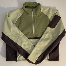  120 Nike Jordan Women  s Jacket Size Small Loose Fit Green