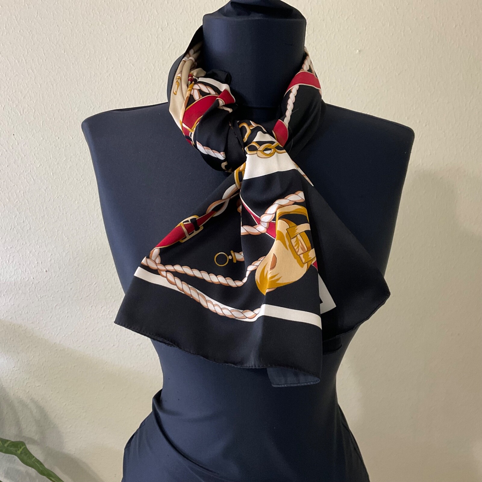 Tie Rack Art of the Scarf Made In Italy Horse Bit Bla… Gem
