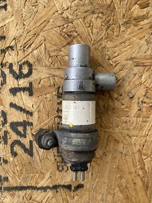   MERCEDES-BENZ 560SL 560SEL 420SEL Air Idle Speed Control Valve 0001411625