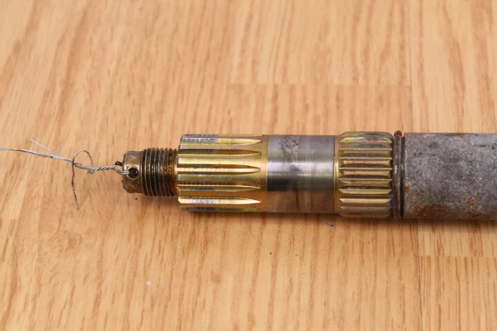 2006 POLARIS TRAIL RMK 550 FAN Jackshaft / Jack Shaft - Image 2 of 4