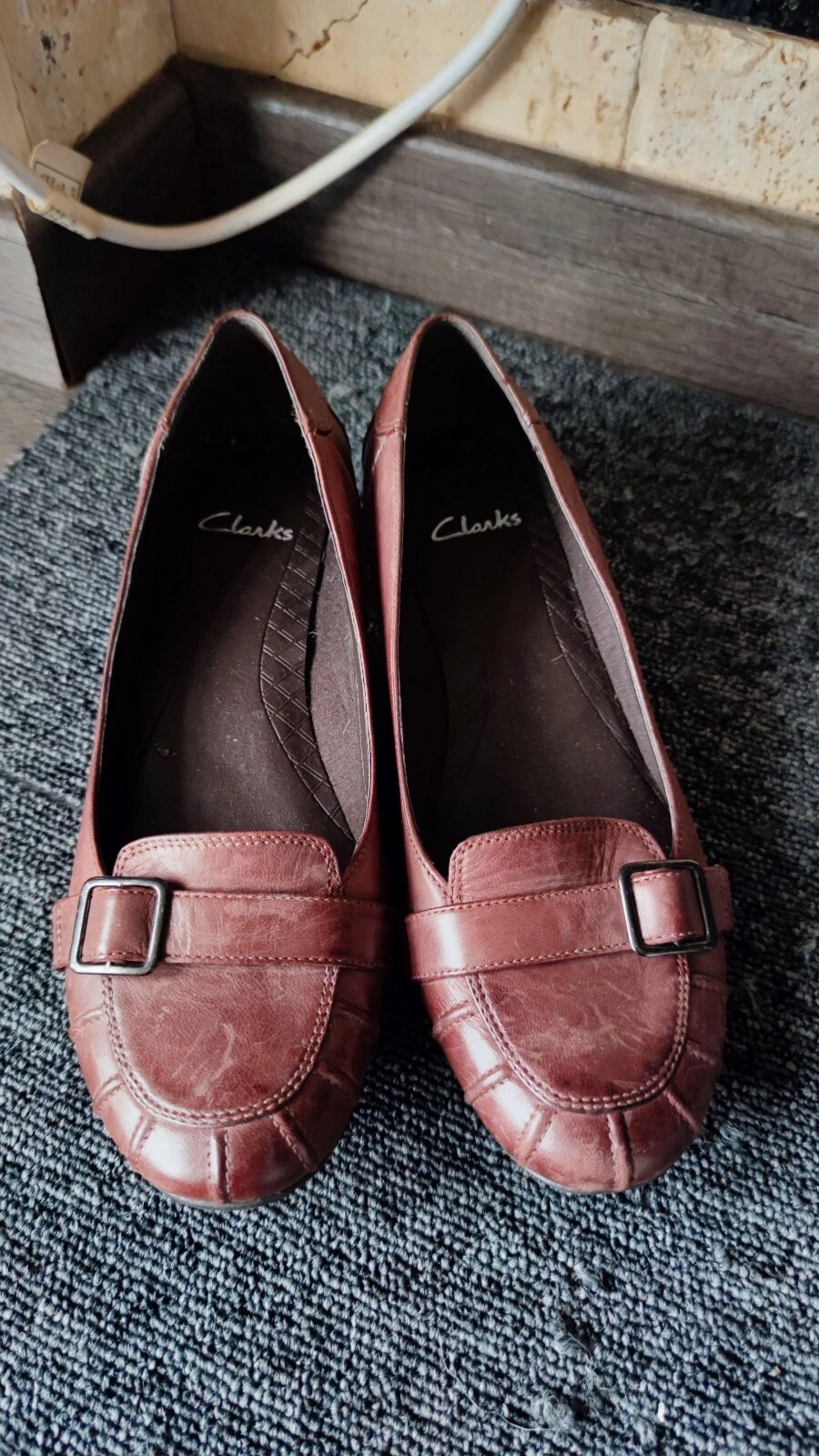 Scarpe corte Clarks marroni con tacco misura 4 5 *VGC*