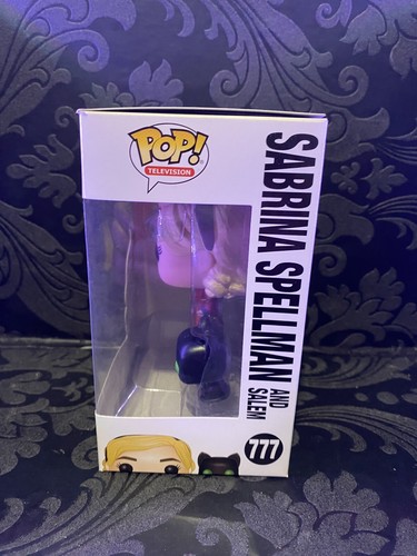 Funko POP! Television: Sabrina Spellman And Salem #777 - Picture 5 of 6