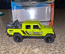 Hot Wheels '20 Jeep Gladiator Truckin' Along w/wheel swap