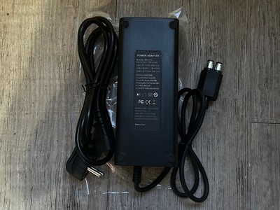 Microsoft Xbox 360 Slim S Netzteil AC Power Adapter 135W