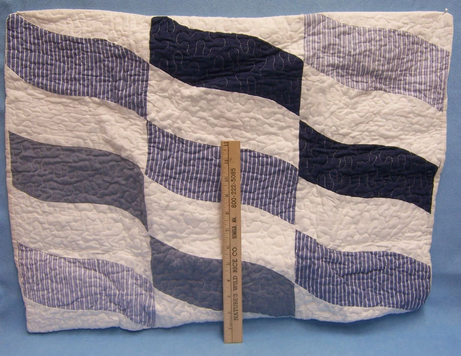 NUEVO Almohada Acolchada Azul y Blanco American Traditions Sham Estándar 20" x 26" Nuevo de Lote Antiguo Foto 2 de 3