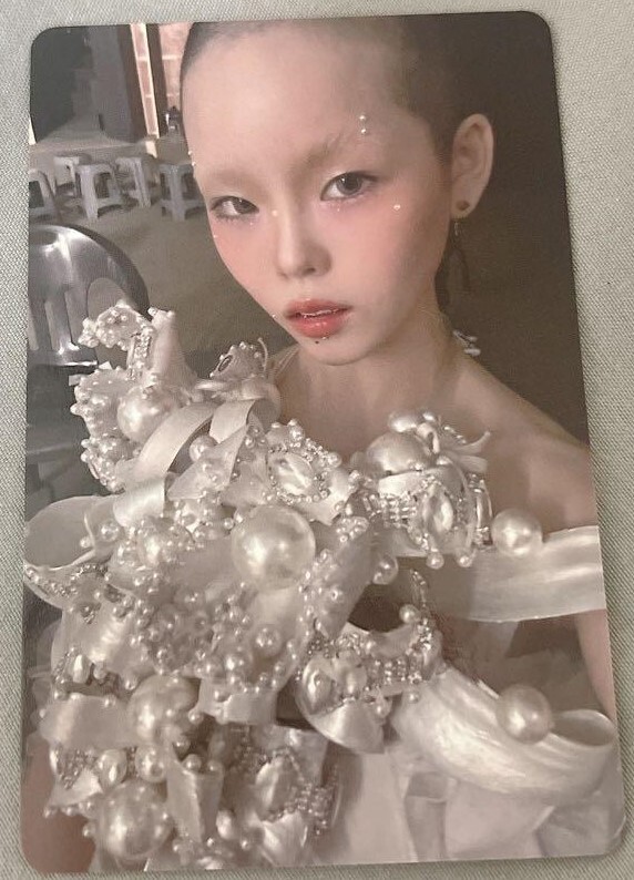 XG WOKE UP TOWER RECORD SHIBUYA LUCKY DRAW Official Photo Card 8