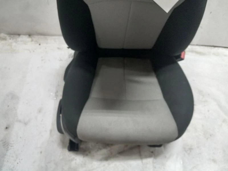 前乘客座椅适合雪佛兰 CRUZE 2011 — 第 2/4 张图片