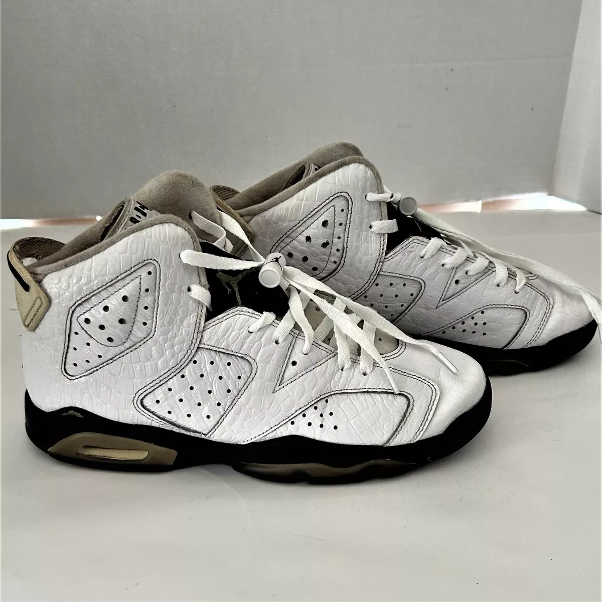 Alligator jordans clearance