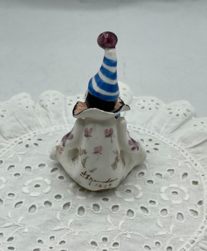 VINTAGE YAMADA Small Schmid Japan Hand painted Porcelain | eBay