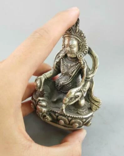 Estátua pequena chinesa de cobre branco Vajrasattva Buda - Imagem 3 de 4