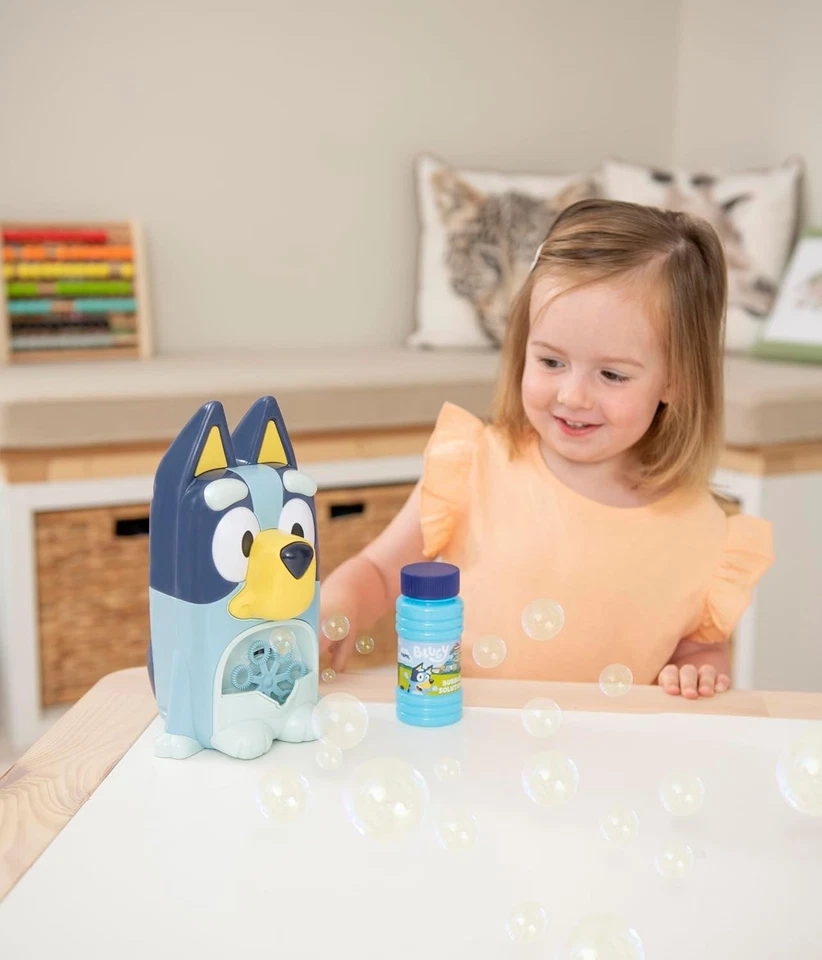 Bluey Bubble Machine Automatic Maker Blower Solution Garden Party Kids Toy - Image 2 of 4