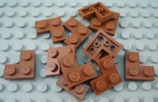 LEGO Lot of 12 Reddish Brown 2x2 Corner Plates