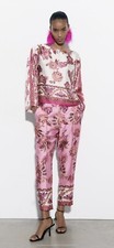 100 Authentic ZARA Floral Print Ankle Length Pants Size: S
