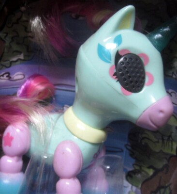 BREEZE Zupps Interactive Unicorn NWT whistling wind Zoomer World