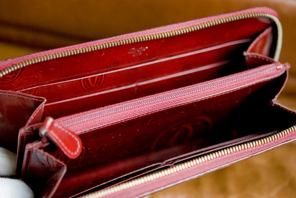 Cartera CARTIER Feliz Cumpleaños Burdeos Larga con Cremallera Alrededor Foto 4 de 4