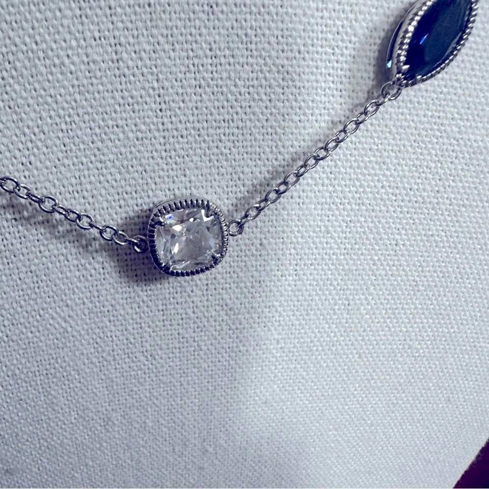 Collar Carolee Uptown Girl Cristal Zafiro Ilusión Azul Tono Plata Foto 3 de 4