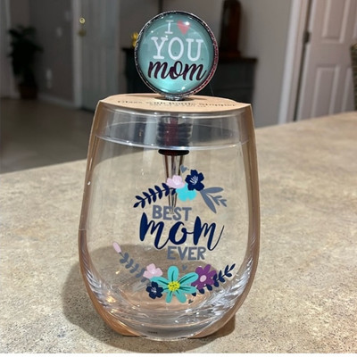 Best Mom Ever, I Love you Mom 20 oz Glass With Bottle Stopper NEW
