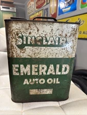 VINTAGE ORIGINAL SINCLAIR EMERALD AUTO OIL 2 GALLON  EMPTY METAL CAN Sign