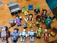 Mixed Lot Of Roblox Figures & Accessories Minecraft Pirate Jailbreak