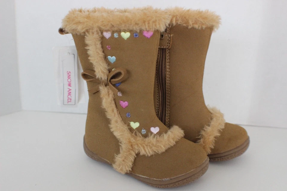 Snow Angel NIÑO PEQUEÑO Niña Caramelo Gamuza Vestido BOTAS~Talla 5~Piel sintética~Corazones~Arcos~ Foto 2 de 4