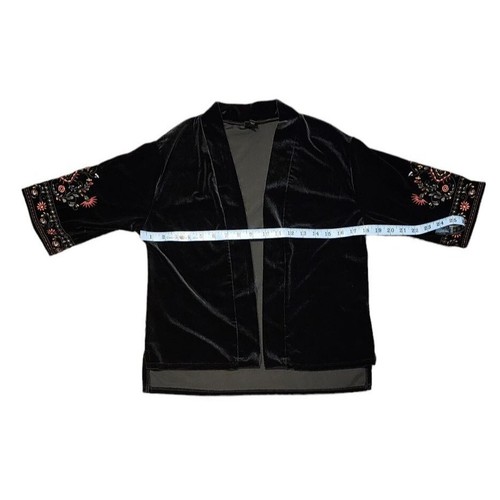 Art Class Girls Kimono Size L(10-12) Embroidered Black Velvet Floral Sleeves - Picture 4 of 8