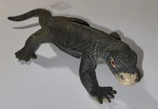 1997 Safari Ltd Komodo Dragon Reptile Animal 6” Plastic Toy Figure