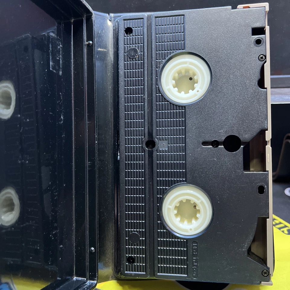 Deathmask (1983 VHS) Horror Prism Entertainment Black Clamshell Free Shipping - Image 4 of 4