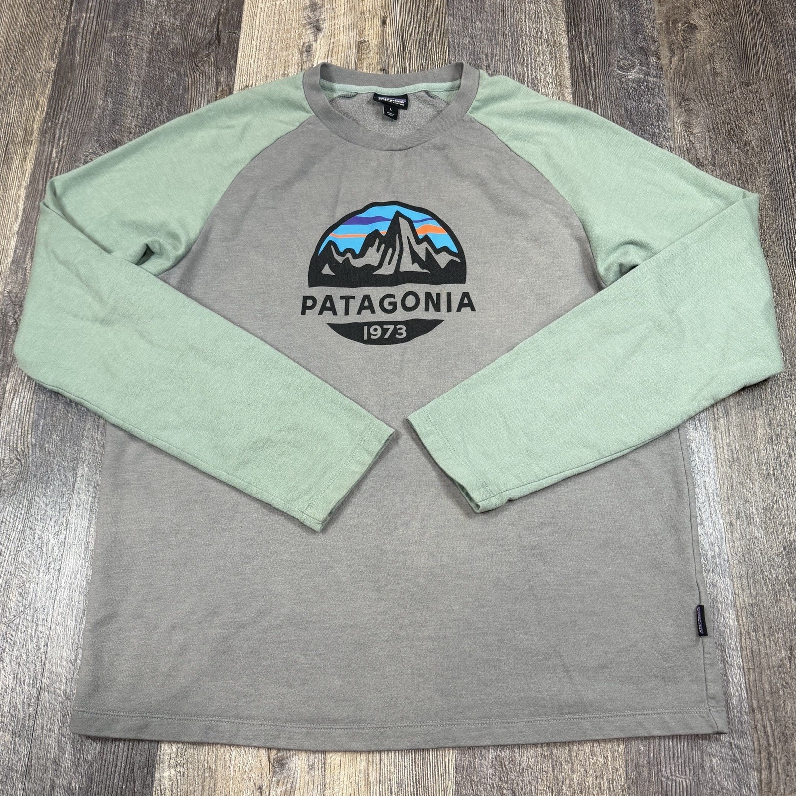 Patagonia Fitz Roy Scope Lightweight Crewneck Sweatshirt Mens Large Gray Green