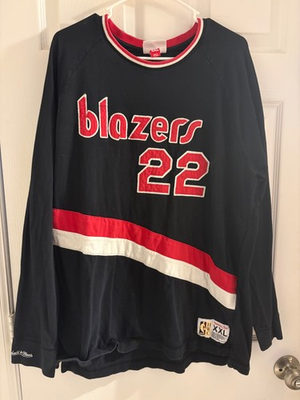 #ad Rare Mitchell amp; Ness Clyde Drexler Blazers Long Sleeve $66.00