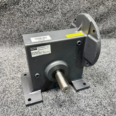 Dayton 6Z128 Speed Reducer, C-Face, 56C, 60:1, 29 RPM, 0.5 HP input - Image 1 of 4