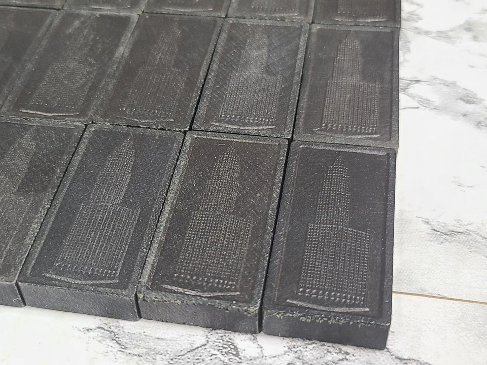 Vtg Wooden Dominoes Halsam Made in the USA NYC woolworth building - Image 3 of 4