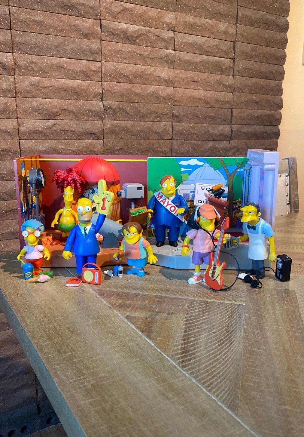 the simpsons World Of Springfield series 3 playsets & playmates Figures
