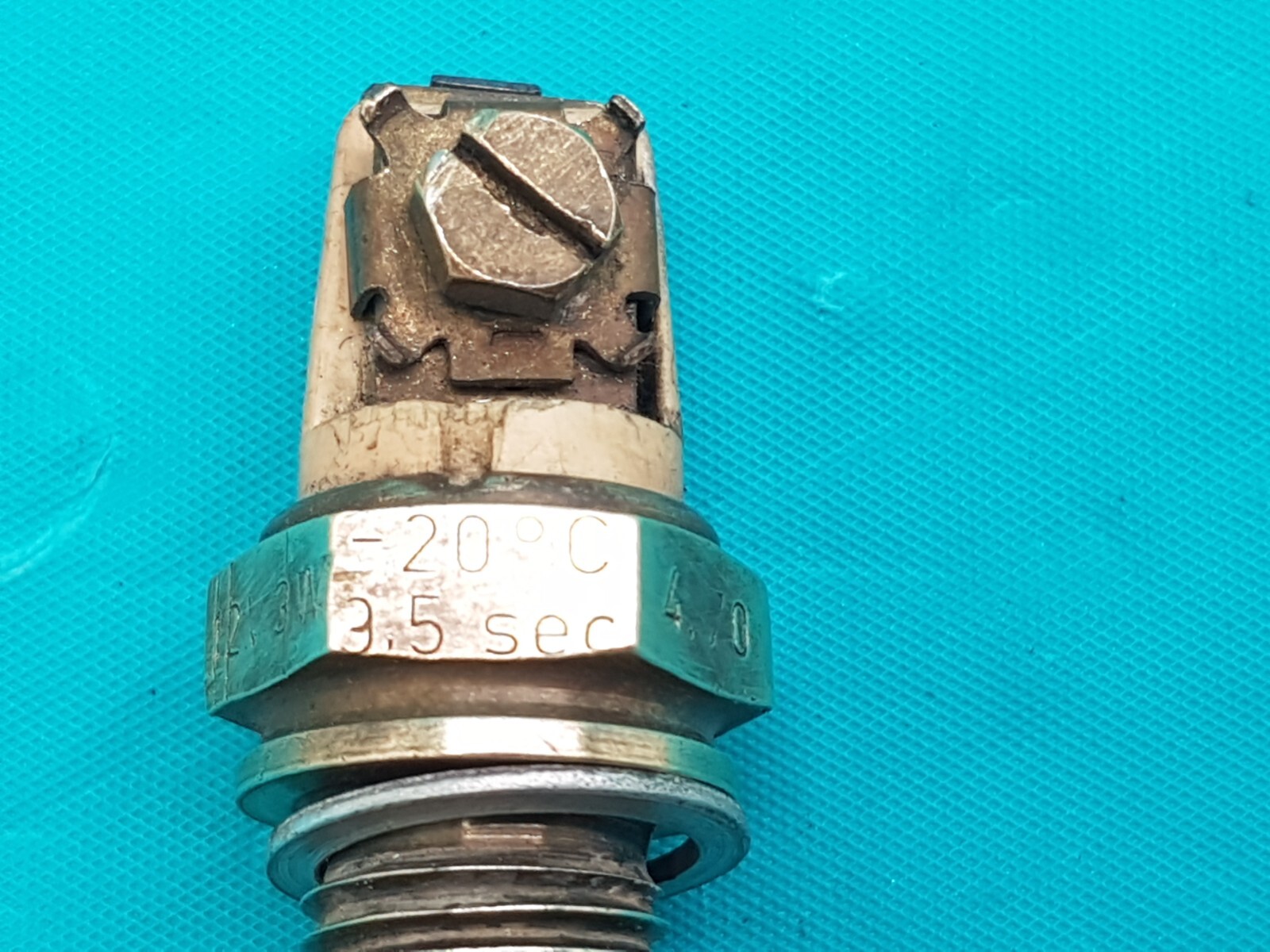 Mercedes W113 W111 W114 W109 Temperaturfühler Temperaturgeber VDO 