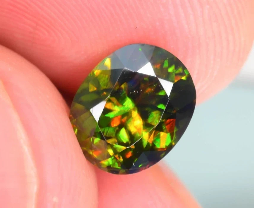 5 Ct Natural Full Fire Sphene Titanite Oval Gemstone For Jewellery Certified A+