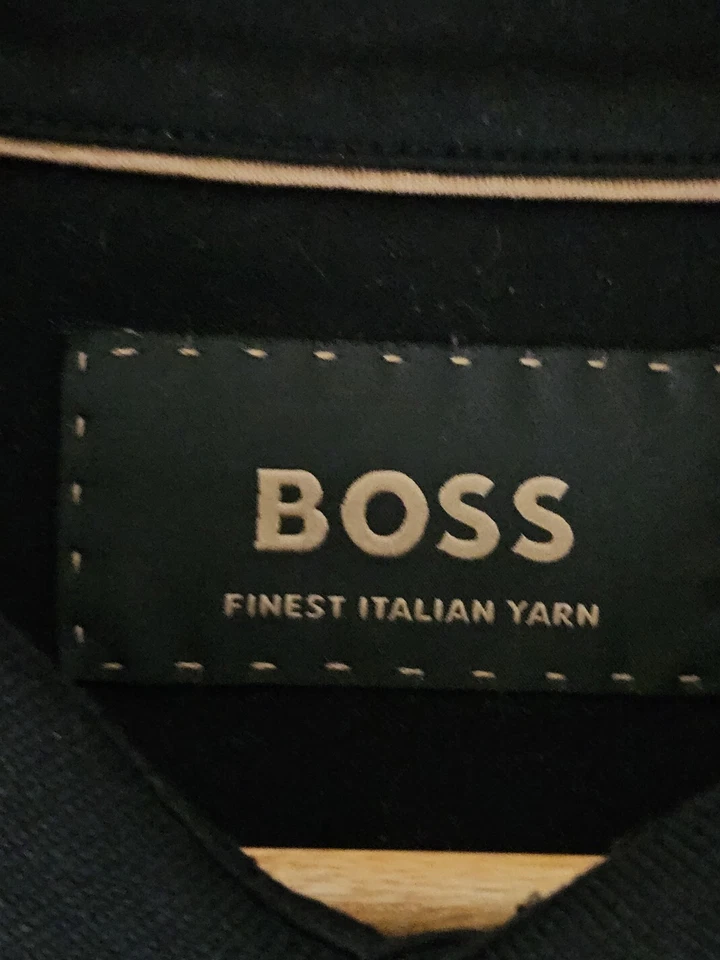 Hugo Boss Finest Italian Yarn Polo Shirt XL In Immaculate Condition - Image 4 of 4