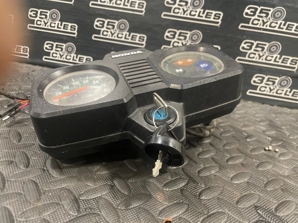 Honda CB125 CB125S CB 125 1984 indicadores de tablero velocímetro velocímetro Foto 4 de 4