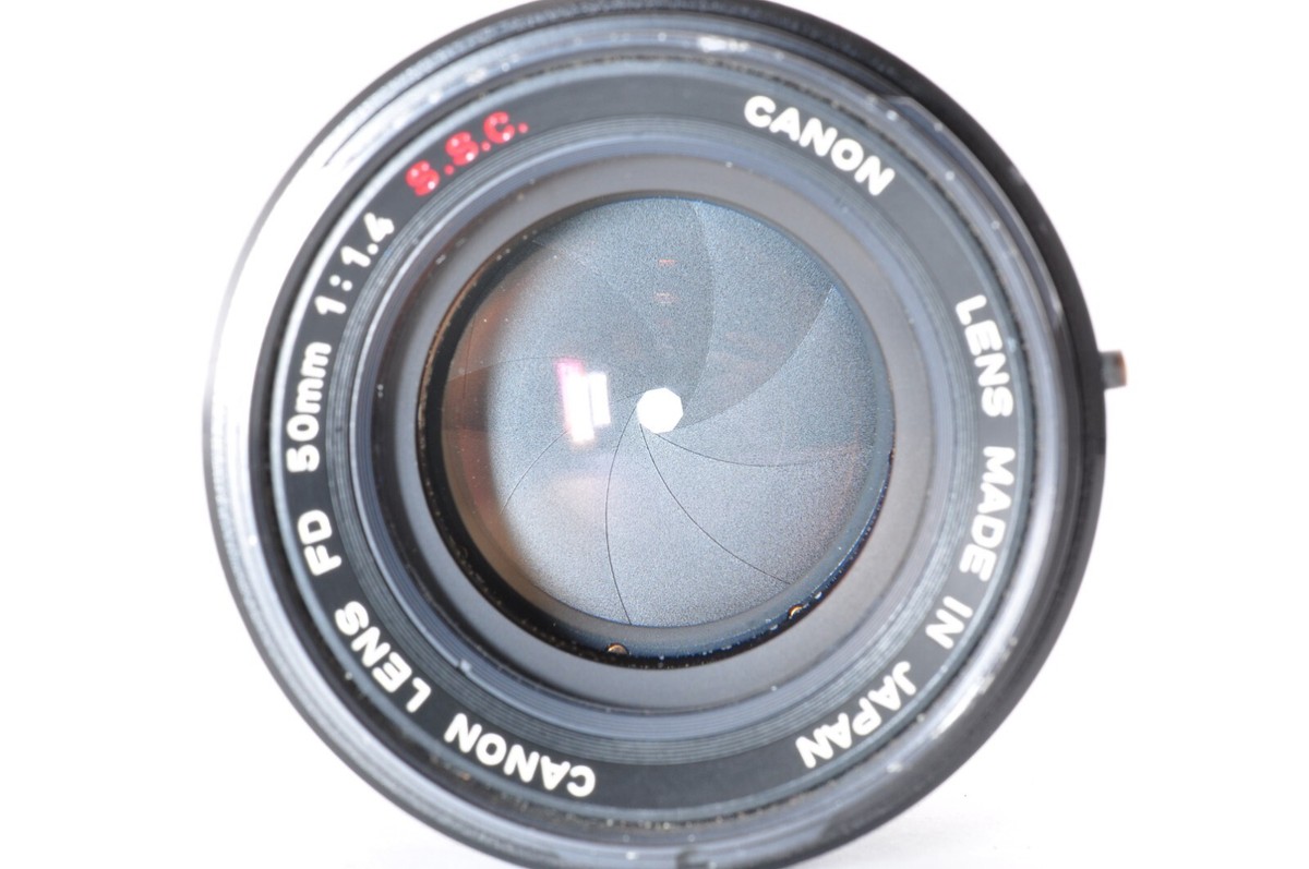 Canon AE-1 Silver / Lens FD 50mm f/1.4 S.C.C. Excellent+5