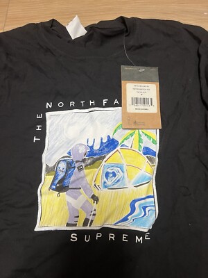 Supreme / The North Face Sketch S/S Top T Shirt Size Medium SS22  