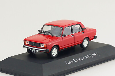 Lada Laika 2105 rot 1991 Blister 1:43 Salvat Ixo Modellauto