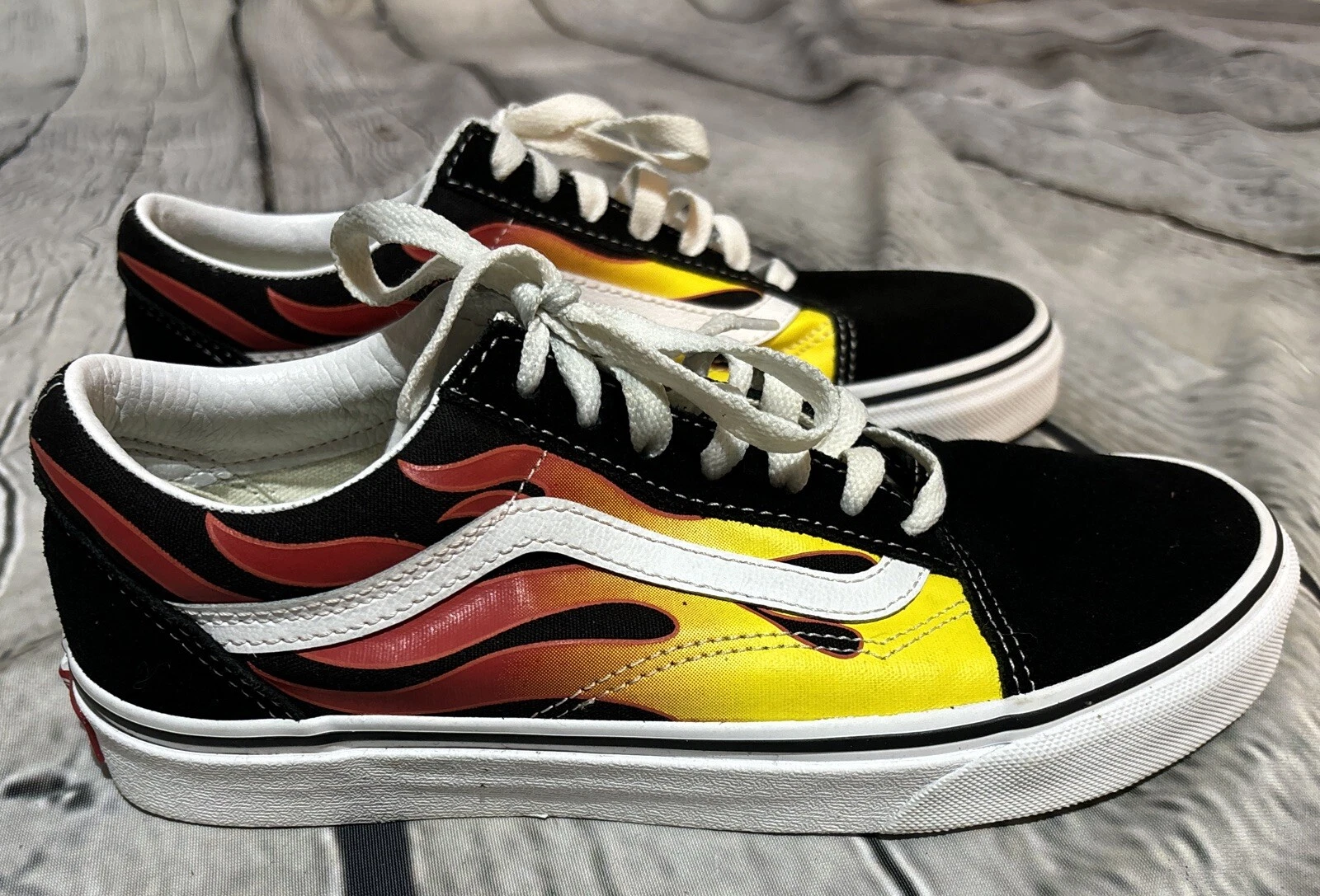 Scarpe da skate Vans Oldol Skool Flameer sneake unisexche classi taglia5 M6 W7