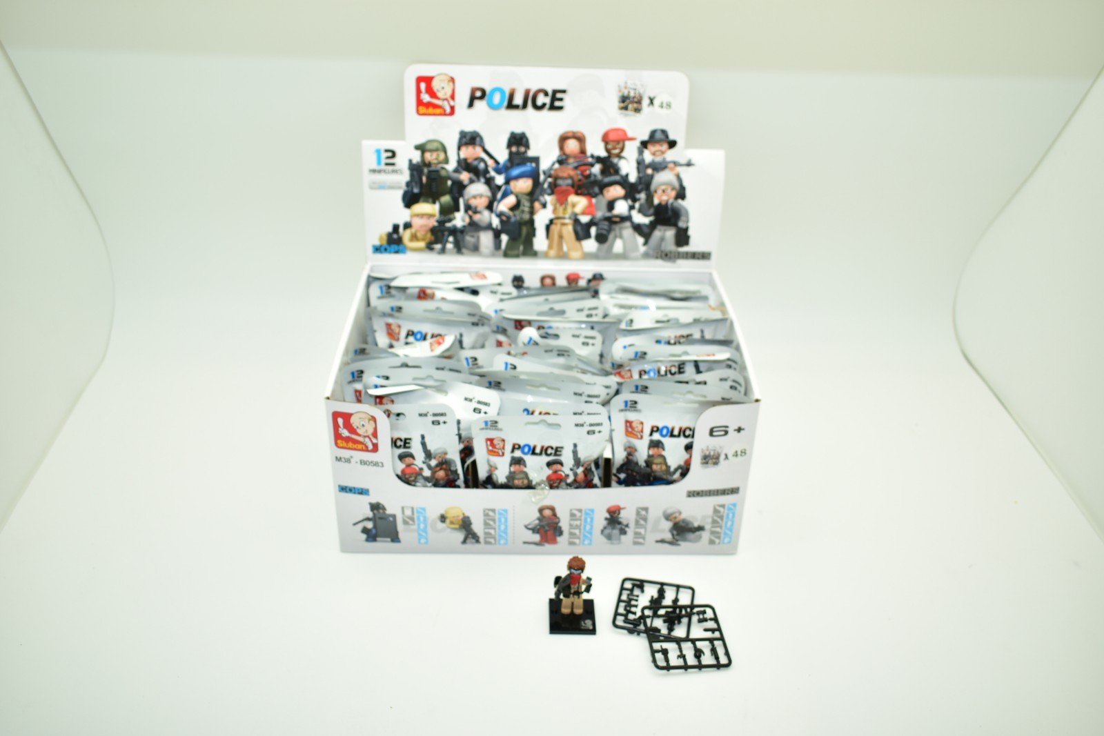  SLUBAN POLICE LINE M38- B0583 ( ROBBERS/COPS) 48/ MINIFIGURES DISPLAY BOX