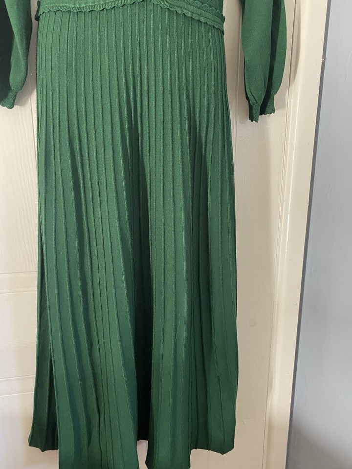 Beautiful Monsoon Rich Green Pleated Ribbed Knitted Jumper Dress Size M