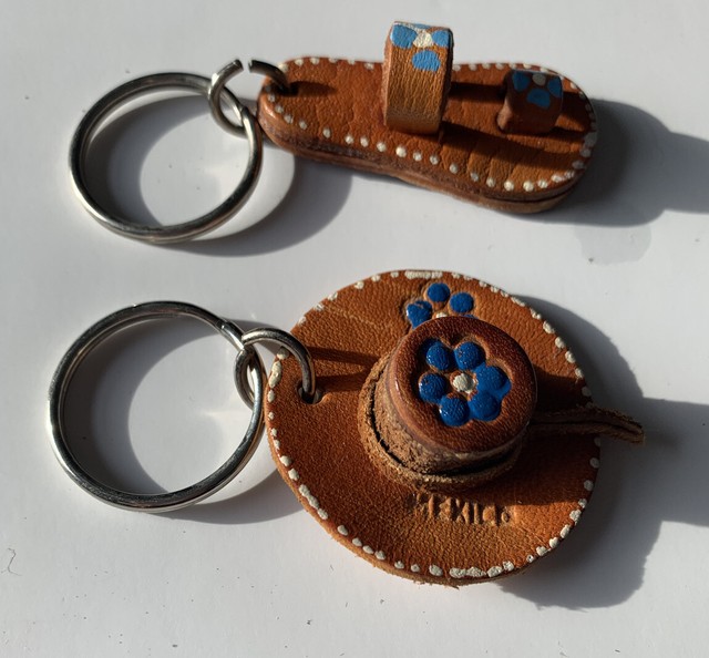 Mexico Hat & Sandal Brown/Tan Leather Souvenir Keychain Key Ring Hand