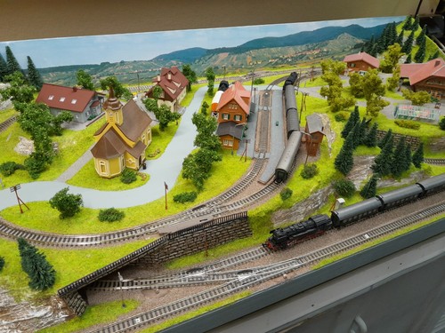 Komplettanlage Spur N Fleischmann Modelleisenbahnanlage (Nr.3126)Lieferung | Condition: Gebraucht