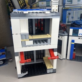 LEGO City Police Car 601239 Police Station 60246 Incomplete Lot Box